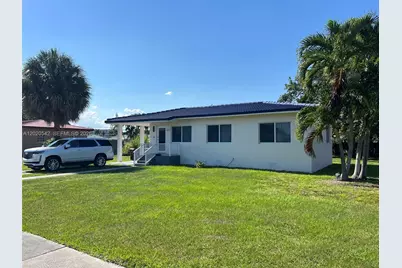 335 W 50th St, Hialeah, FL 33012 - Photo 3