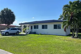 335 W 50th St, Hialeah, FL 33012 - Photo 3