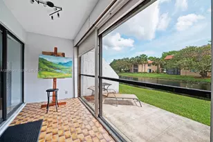 200 Lakeview Dr, Weston, FL 33326 - Photo 19