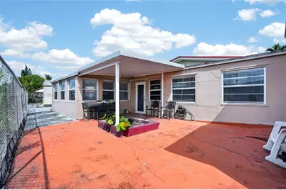 7100 NW 1st Ter, Miami, FL 33126 - Photo 39