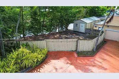 7100 NW 1st Ter, Miami, FL 33126 - Photo 51