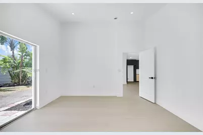 7868 NW 194th St, Hialeah, FL 33015 - Photo 29