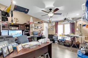 19800 SW 180th Ave, Miami, FL 33187 - Photo 17