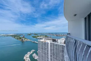 1750 N Bayshore Dr, Miami, FL 33132 - Photo 33