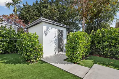 53 NW 68th St #0, Miami, FL 33150 - Photo 23