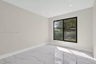 53 NW 68th St, Miami, FL 33150 - Photo 15