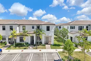 12877 SW 232nd Ln, Homestead, FL 33032 - Photo 13