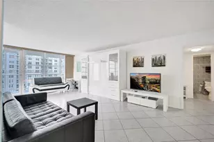 231 174th St, Sunny Isles Beach, FL 33160 - Photo 9
