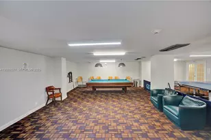 231 174th St, Sunny Isles Beach, FL 33160 - Photo 31