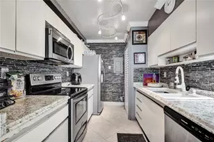 19667 Turnberry Way, Aventura, FL 33180 - Photo 23