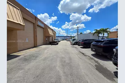 7909 NW 64th St #7909, Medley, FL 33166 - Photo 9