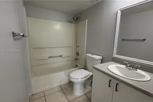 15221 SW 80th St, Miami, FL 33193 - Photo 9