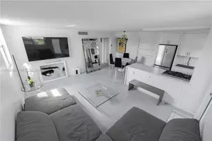 301 Jefferson Ave, Miami Beach, FL 33139 - Photo 1