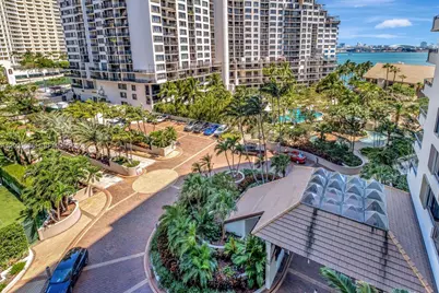 520 Brickell Key Dr #A914, Miami, FL 33131 - Photo 7