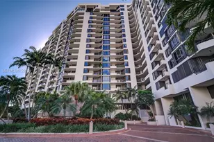520 Brickell Key Dr, Miami, FL 33131 - Photo 23