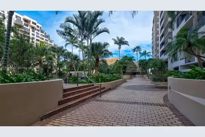 520 Brickell Key Dr #A914, Miami, FL 33131 - Photo 43