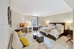 520 Brickell Key Dr, Miami, FL 33131 - Photo 11