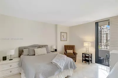 520 Brickell Key Dr #A914, Miami, FL 33131 - Photo 19