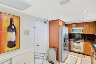 520 Brickell Key Dr, Miami, FL 33131 - Photo 15