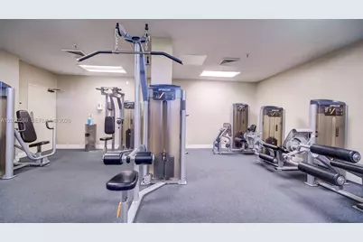 520 Brickell Key Dr #A914, Miami, FL 33131 - Photo 21