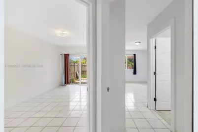 8423 SW 209th St, Cutler Bay, FL 33189 - Photo 9