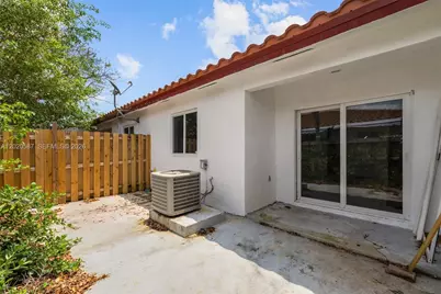 8423 SW 209th St, Cutler Bay, FL 33189 - Photo 23
