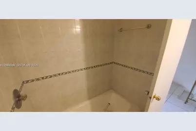 465 Swallow Dr #9, Miami Springs, FL 33166 - Photo 7