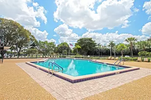 900 SW 142nd Ave, Pembroke Pines, FL 33027 - Photo 41