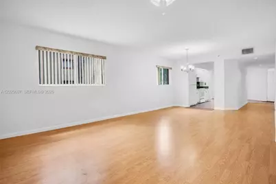 900 SW 142nd Ave #115L, Pembroke Pines, FL 33027 - Photo 9