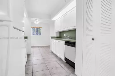 900 SW 142nd Ave #115L, Pembroke Pines, FL 33027 - Photo 3