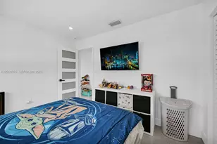 10202 SW 33rd St, Miami, FL 33165 - Photo 45
