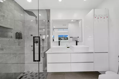 10202 SW 33rd St, Miami, FL 33165 - Photo 39