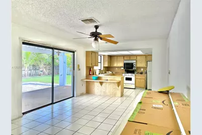 11541 SW 97th St, Miami, FL 33176 - Photo 13