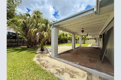 11541 SW 97th St, Miami, FL 33176 - Photo 27