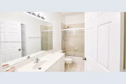 7931 Tuscany Ct #7931, Tamarac, FL 33321 - Photo 5