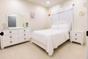 3496 NE 3rd Dr, Homestead, FL 33033 - Photo 11