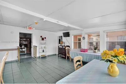 7100 NW 1st Ter, Miami, FL 33126 - Photo 21