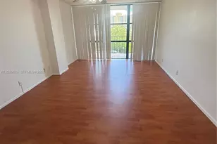 800 Parkview Dr, Hallandale Beach, FL 33009 - Photo 23