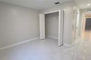 1068 NW 112th St, Miami, FL 33168 - Photo 11