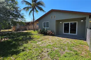 1068 NW 112th St, Miami, FL 33168 - Photo 13