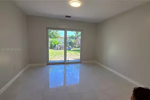 1068 NW 112th St, Miami, FL 33168 - Photo 7