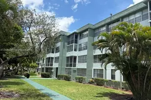 2781 Taft St, Hollywood, FL 33020 - Photo 1