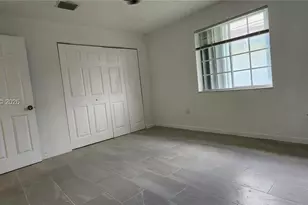 10380 NW 10th Ave, Miami, FL 33150 - Photo 17