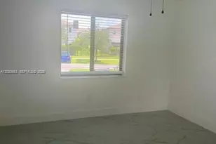 12020 W Golf Dr, Miami, FL 33167 - Photo 19