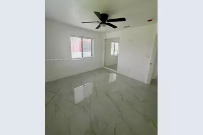 12020 W Golf Drive, Miami, FL 33167 - Photo 25