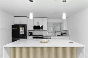 4700 NW 1st Ct, Plantation, FL 33317 - Photo 11