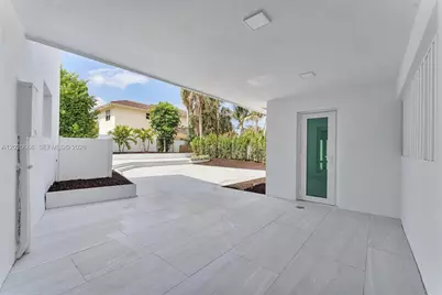 1903 Bay Dr, Pompano Beach, FL 33062 - Photo 11