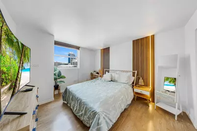 5880 Collins Ave #1007, Miami Beach, FL 33140 - Photo 19