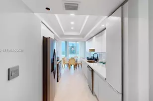 7000 Island Blvd, Aventura, FL 33160 - Photo 3