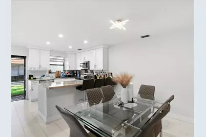 3400 Emerald Oaks Dr #801, Hollywood, FL 33021 - Photo 37